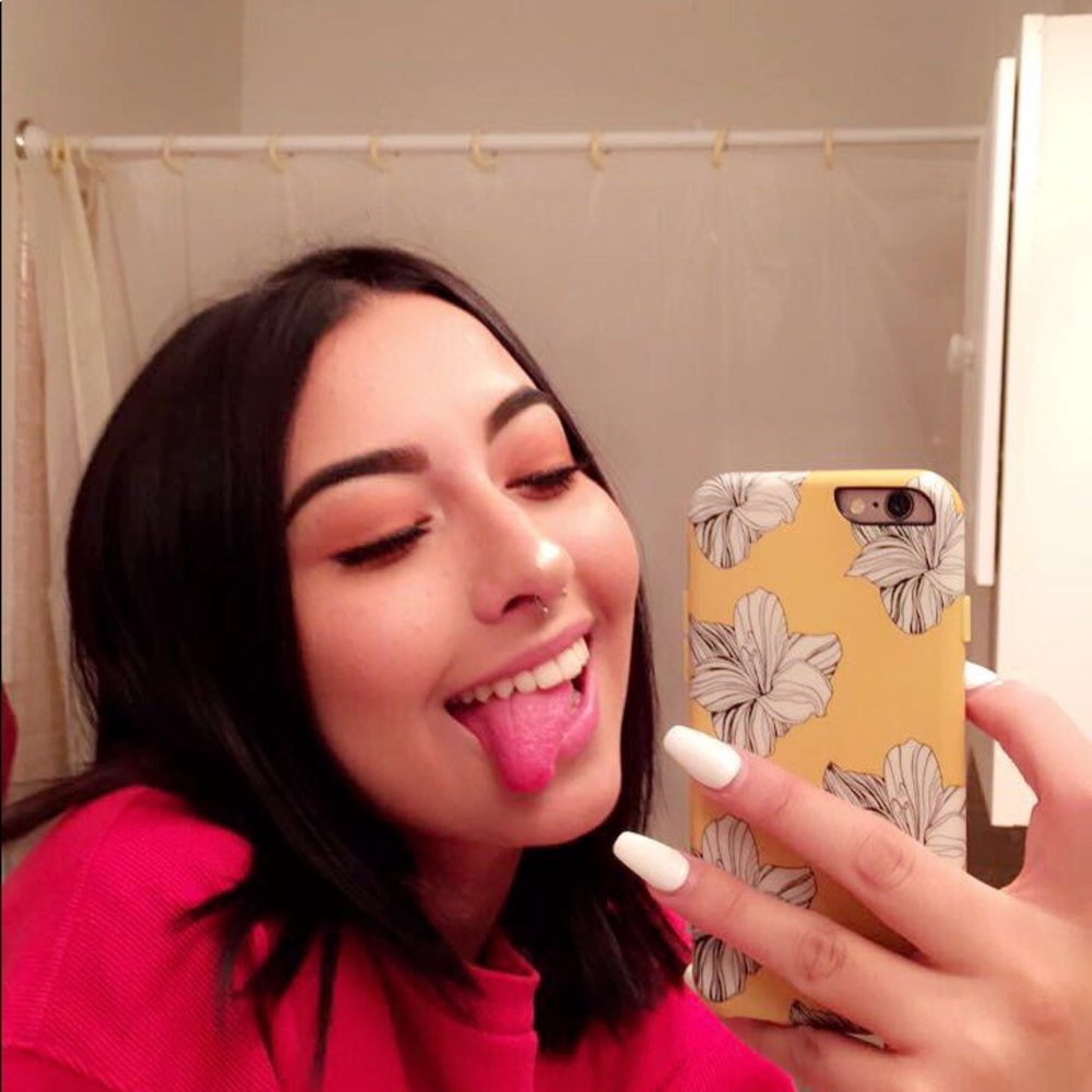 Meet your Posher, Miranda